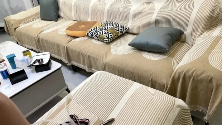 Reversible Chenille Sofa Cover photo review